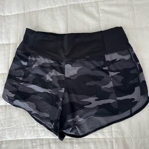 Athleta Running Free short. Size small